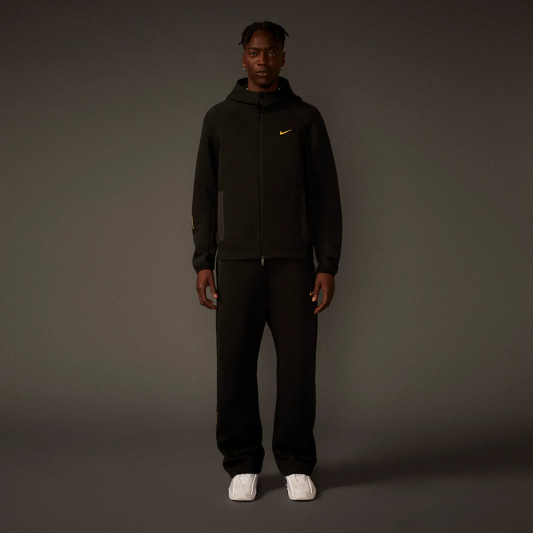 Viraler Tracksuit (Unisex)