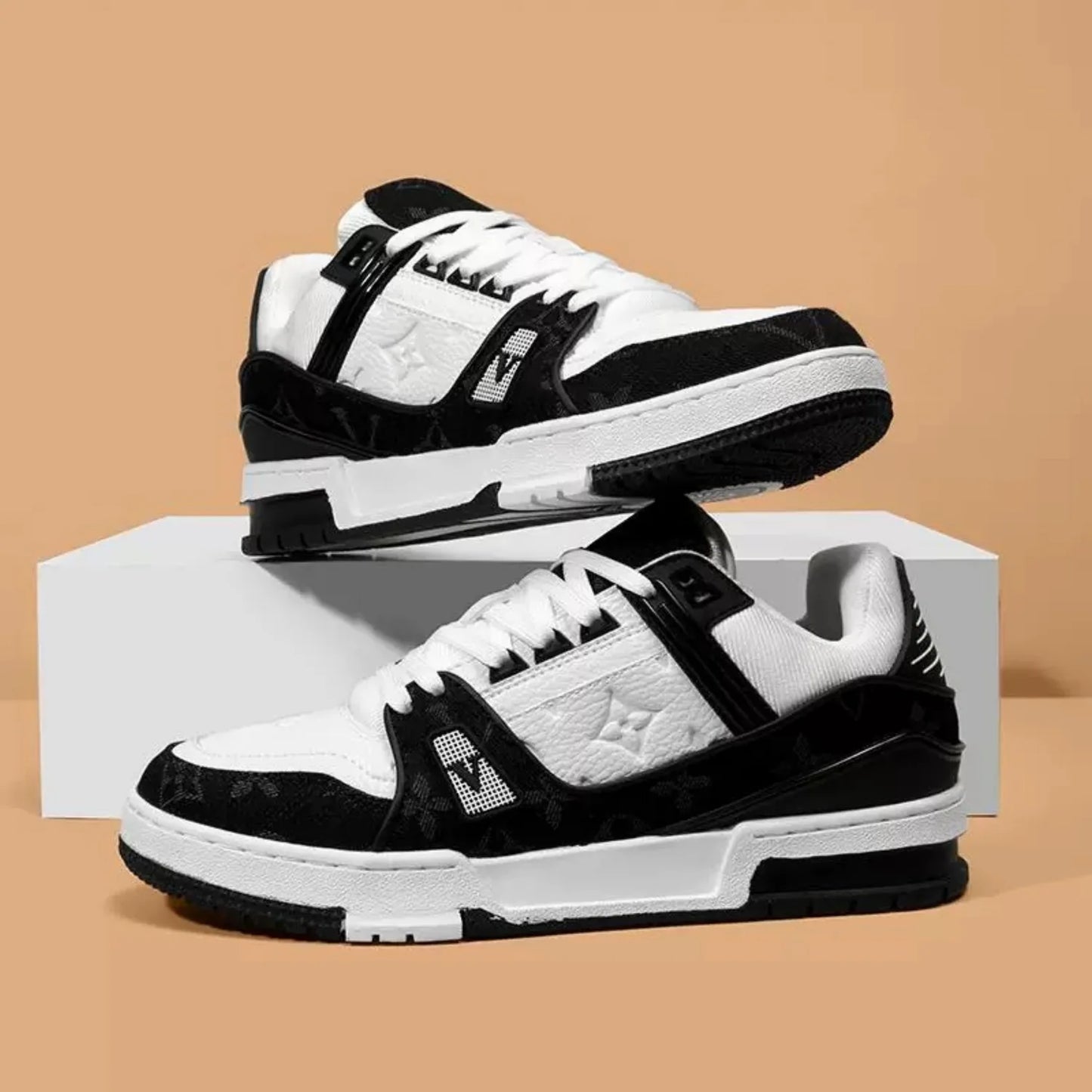 Lou Sneaker UNISEX (Viral)