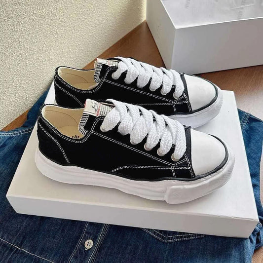 M Y Sneaker Black